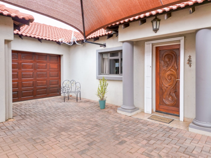 3 Bedroom Property for Sale in Melodie North West